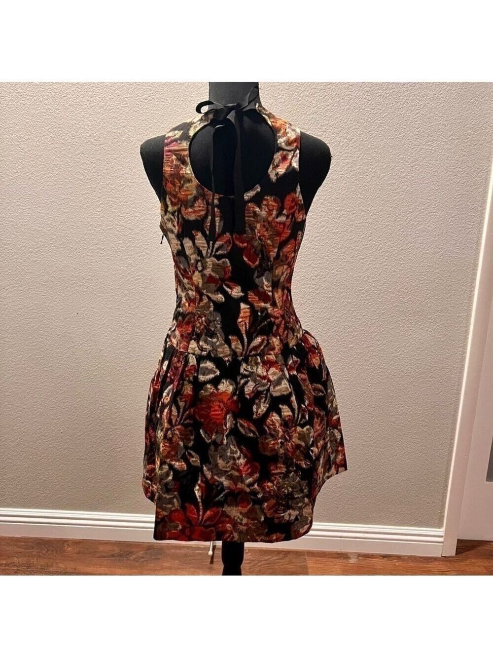 ANTHROPOLOGIE LEIFSDOTTIR metallic brocade dress. Size 4 - Picture 4 of 9